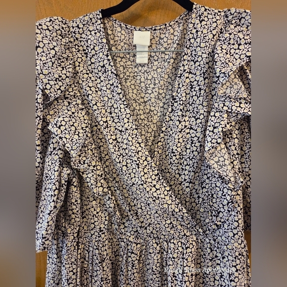 H&M Floral Wrap Dress - Picture 2 of 10